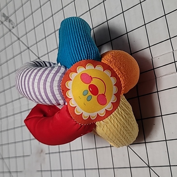 playschool Other - 1985 Playskool Baby Touch Ems Clutch Ball w/ Rattle 3-18 Months Gently Preloved